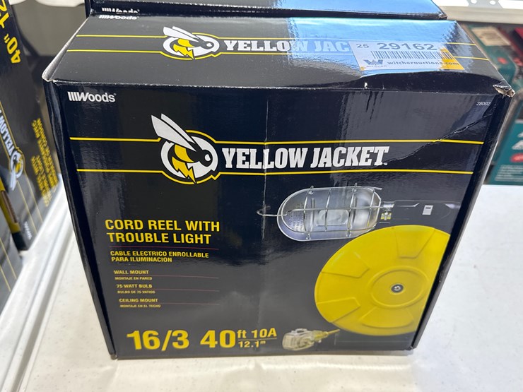 yellow-jacket-40-image-3