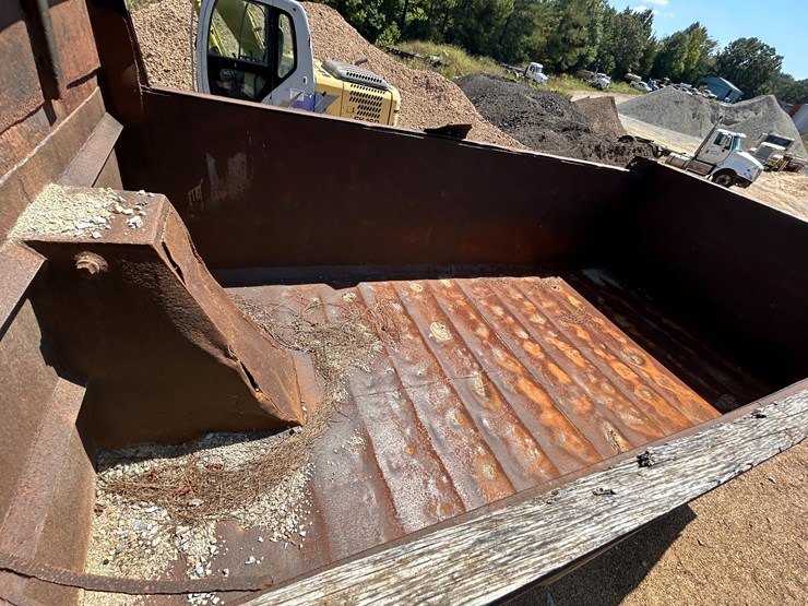 #22533-•-1994-freightliner-t/a-daycab-dump-truck-vin:-1fuyfdyb6rp462199-image-62