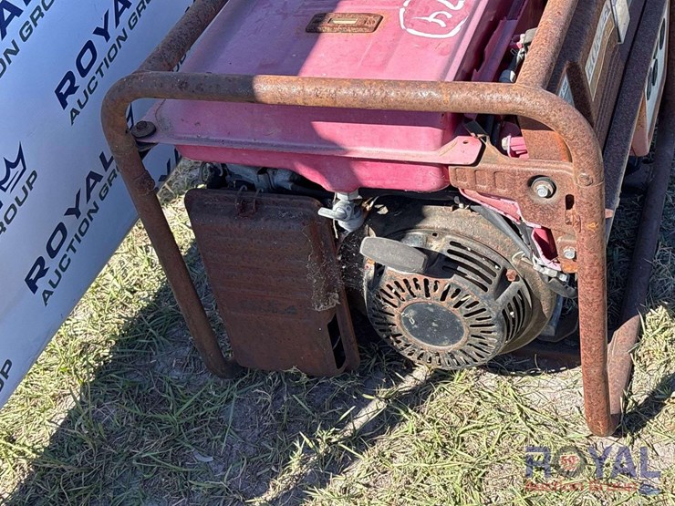 honda-em3500s-portable-gasoline-generator-image-2