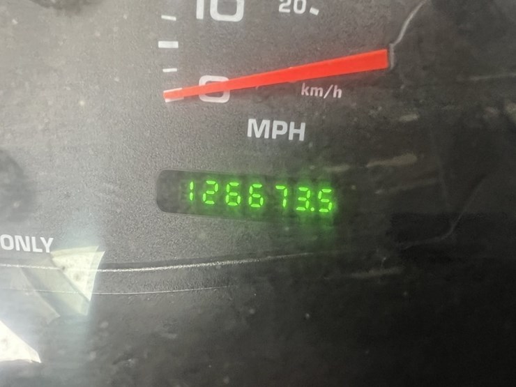 2004-ford-f350-image-31