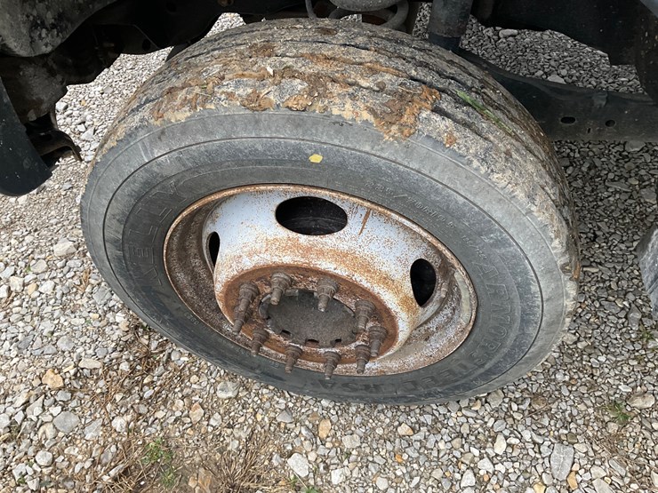 2015-ford-f450-image-10