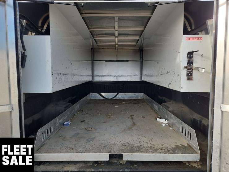 2016-ford-f350-image-35