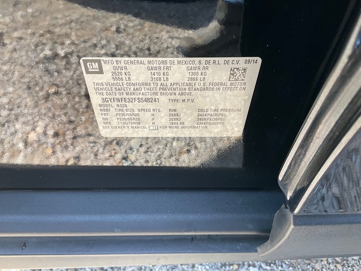 2015-cadillac-srx-image-15