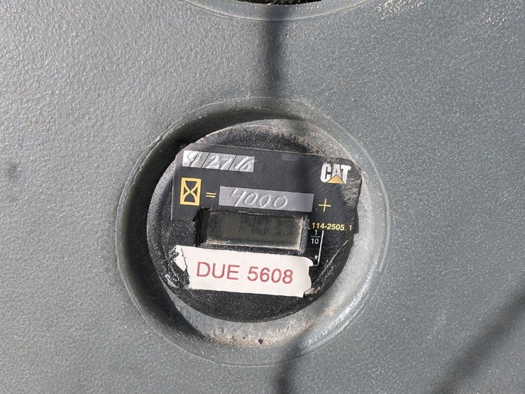 2006-caterpillar-420d-image-28