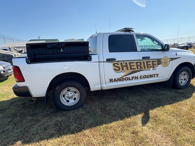 2017-dodge-1500-image-8