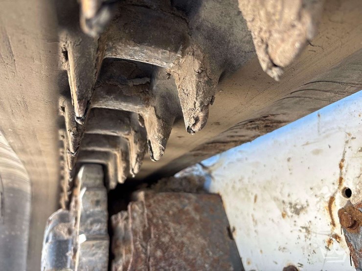 2018-bobcat-t590-image-35