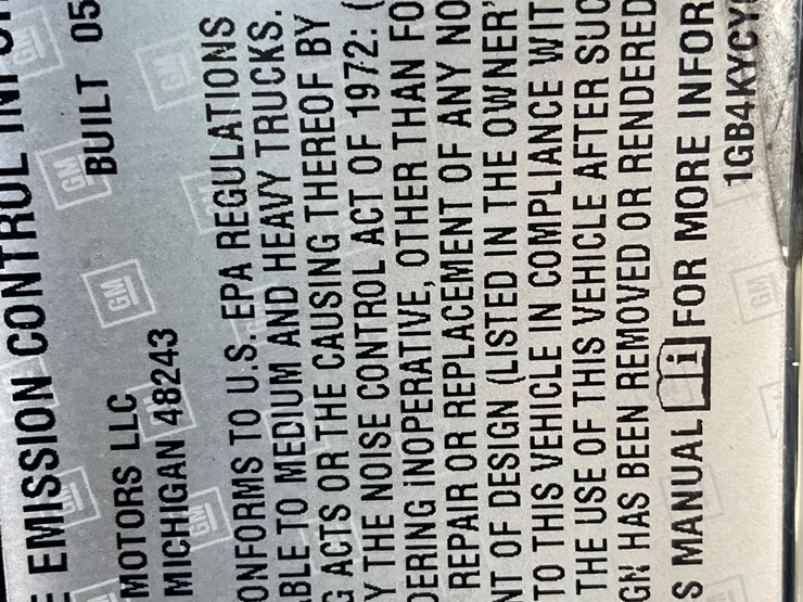 2017-chevrolet-silverado-image-14