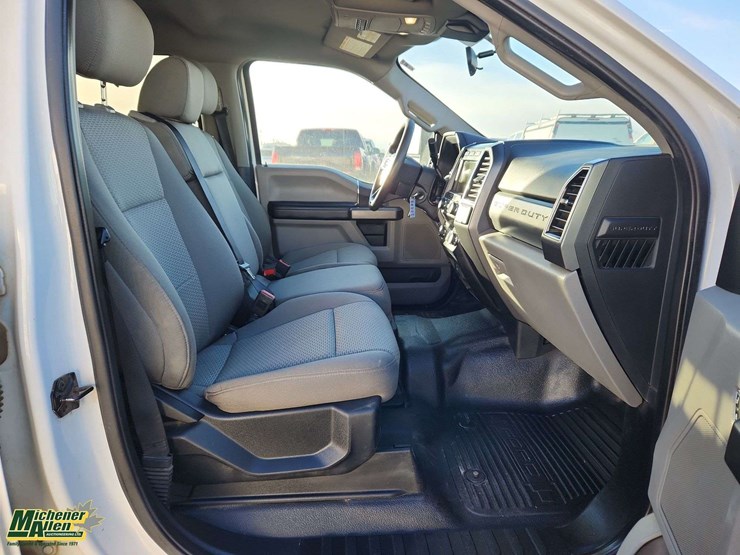 2020-ford-f250-image-31