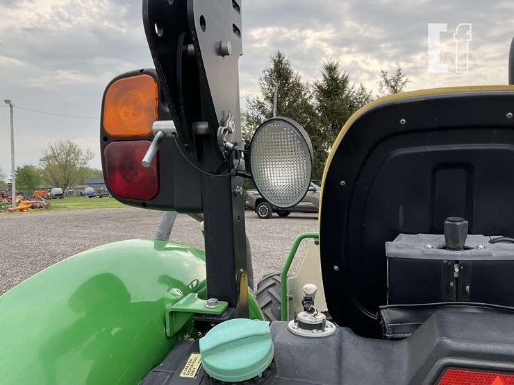 2021-john-deere-5055e-image-7