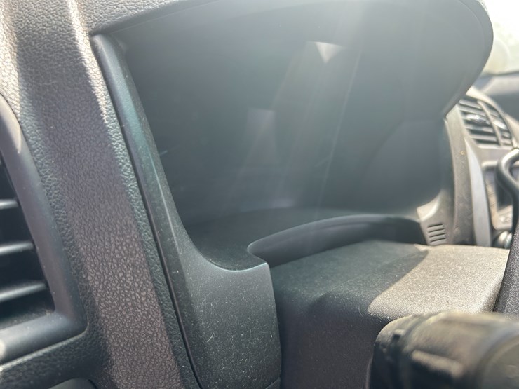 2013-ford-explorer-image-58