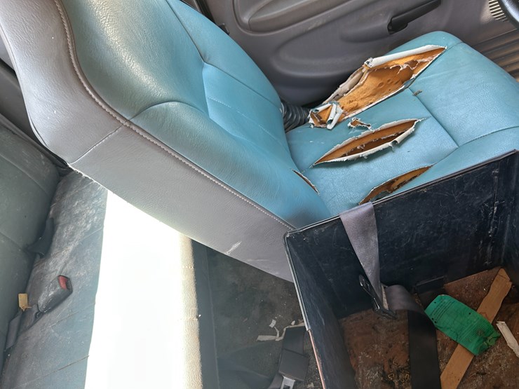 2001-dodge-ram-1500-image-31