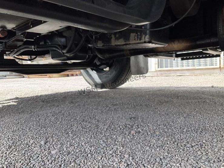 international-4700-image-30