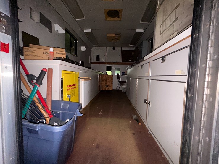 1992-ford-e350-image-15