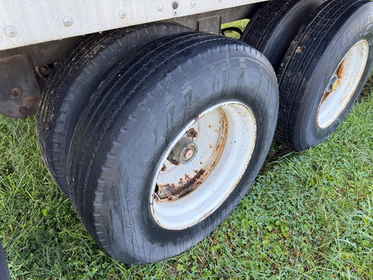 1995-dorsey-48-ft-image-5