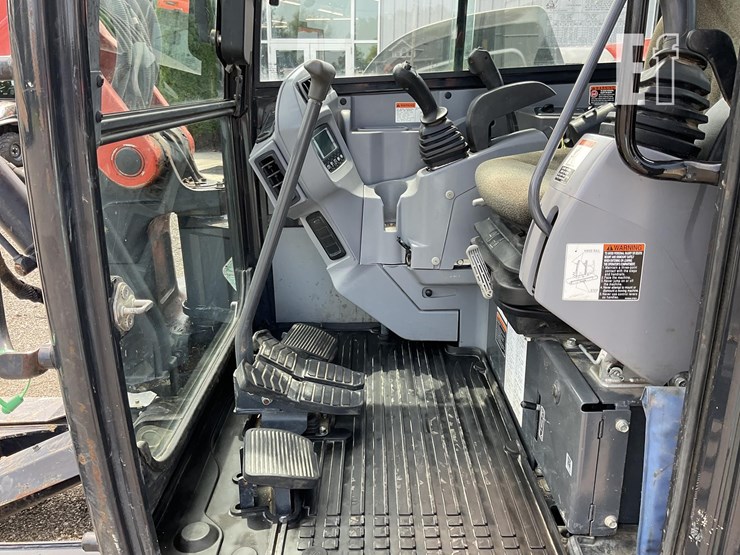 2019-kubota-kx080-4-image-19
