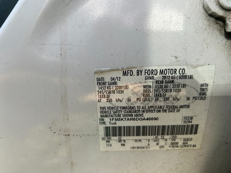 2013-ford-explorer-image-60