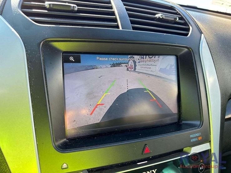 2014-ford-explorer-limited-image-17