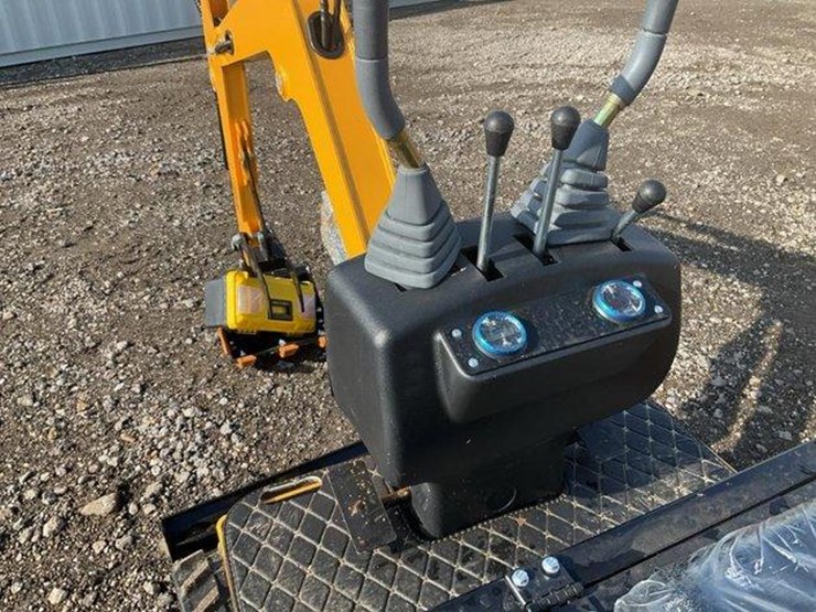 #1602-•-unused-2025-landhero-hydraulic-mini-excavator-image-9