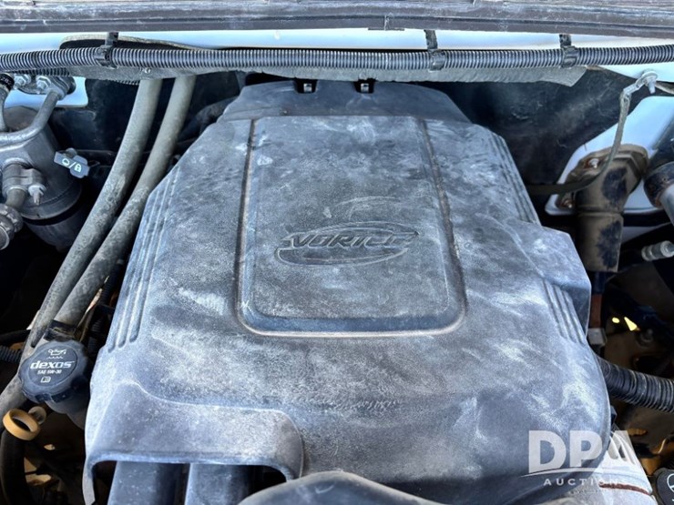 2013-chevrolet-3500hd-image-50