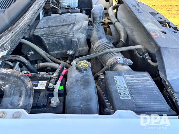 2013-chevrolet-3500hd-image-58