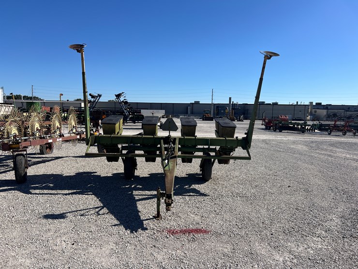 john-deere-7000-image-2