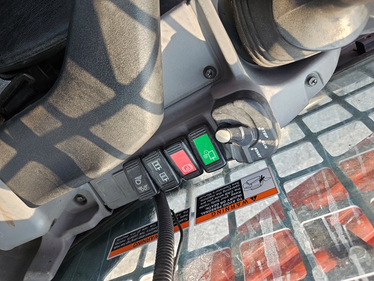 2022-kubota-svl75-2-image-10