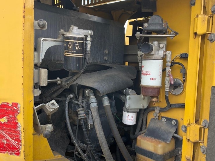 komatsu-pc138us-lc-image-36