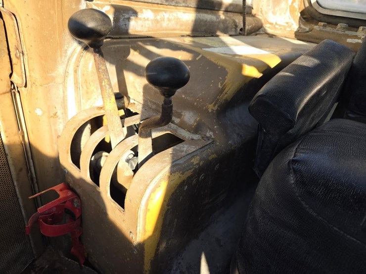 1980-caterpillar-930-image-46