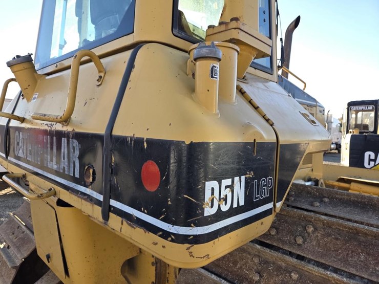 caterpillar-d5n-image-33