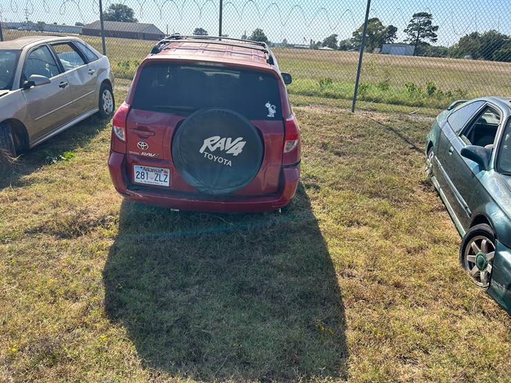 2007-toyota-rav4-image-7