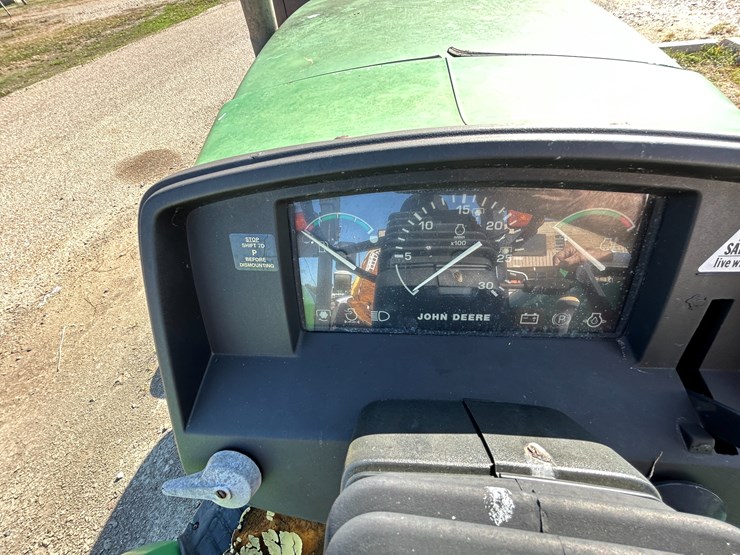 john-deere-5320-image-47