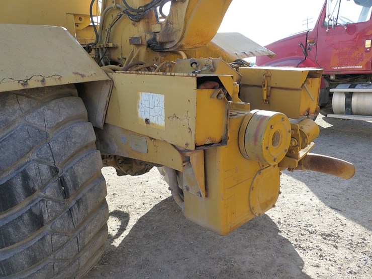 caterpillar-613b-image-11