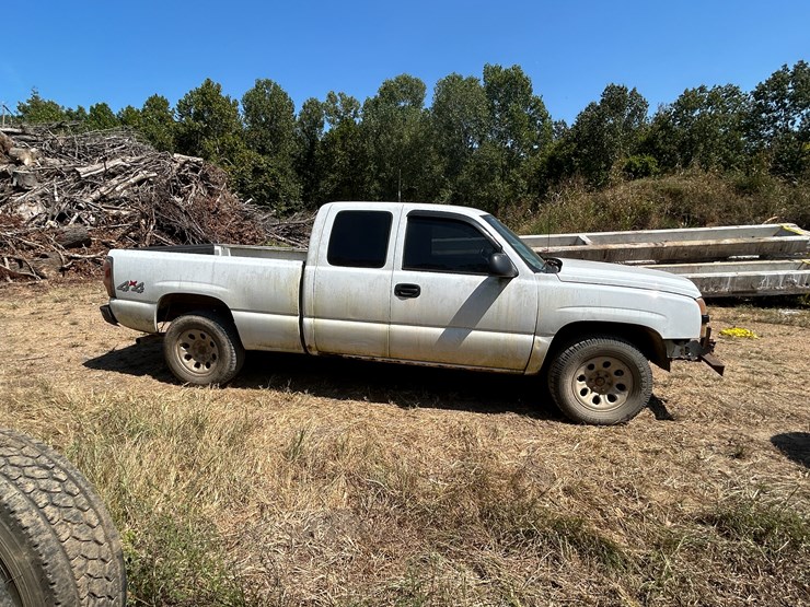 2007-chevrolet-silverado-image-10