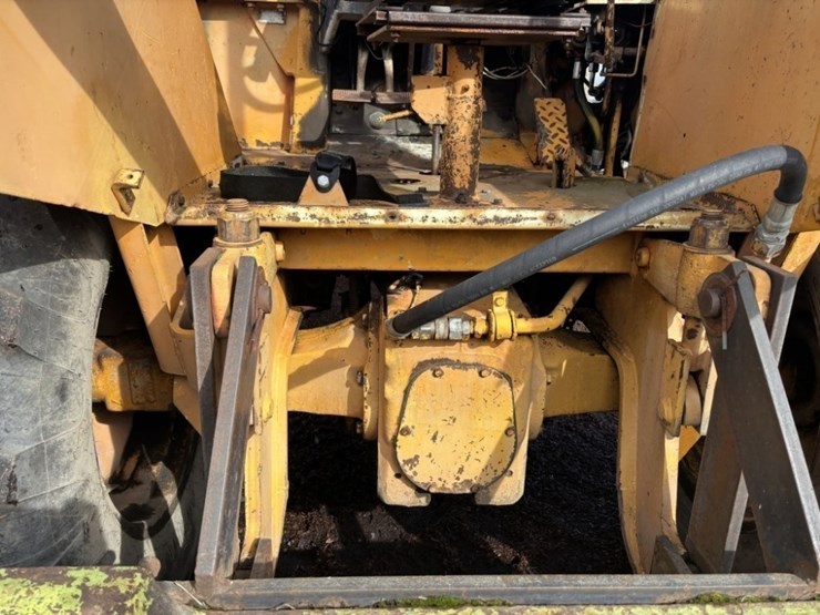 1980-case-580c-image-18