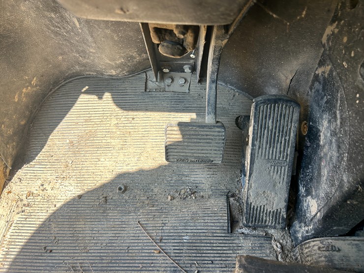 #22529-•-inop-1992-freightliner-t/a-daycab-truck-tractor-vin:-1fuymzyb1np357132-image-62