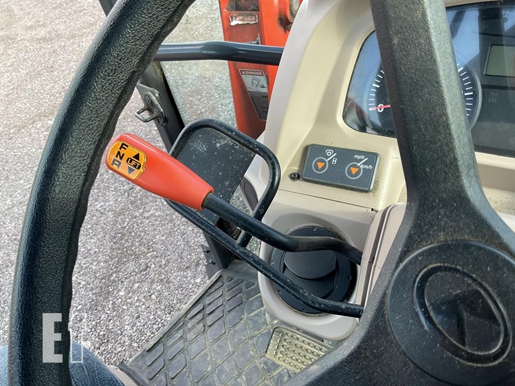 2016-kubota-m7060hdc-image-22