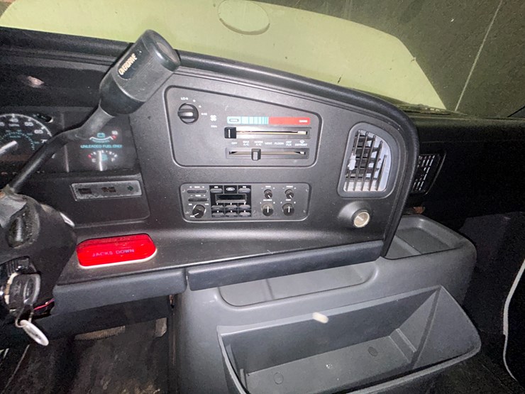 1992-ford-e350-image-43