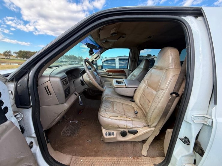 2001-ford-f250-lariat-image-22