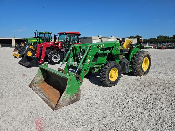 2016-john-deere-5085e-image-1