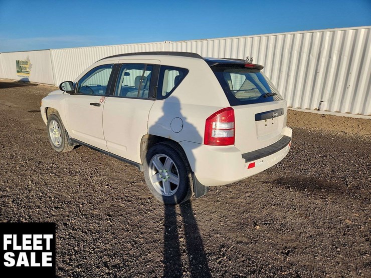 2007-jeep-compass-image-2