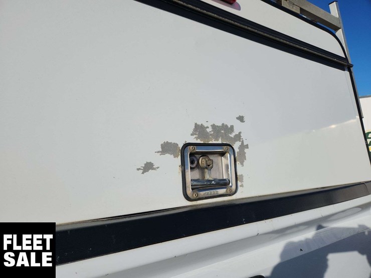 2016-chevrolet-silverado-2500hd-image-41