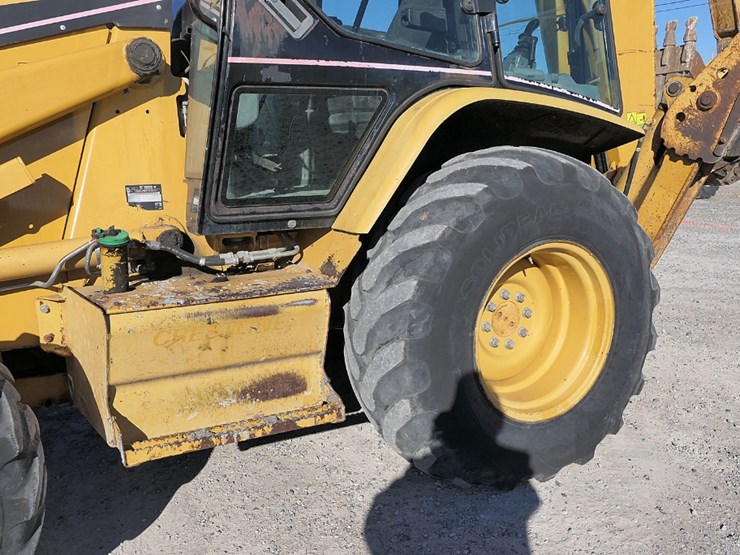 2006-caterpillar-420d-image-9