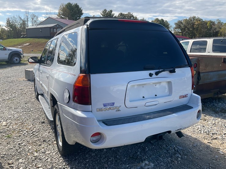 2005-gmc-envoy-image-4