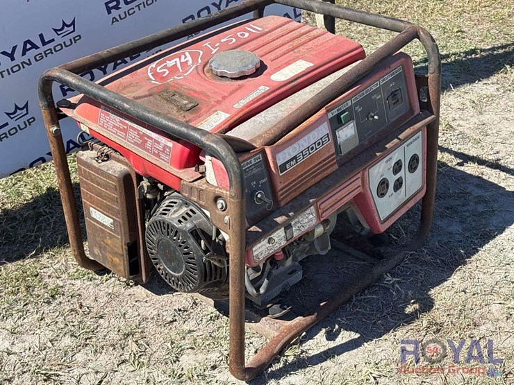 honda-em3500s-portable-gasoline-generator-image-3