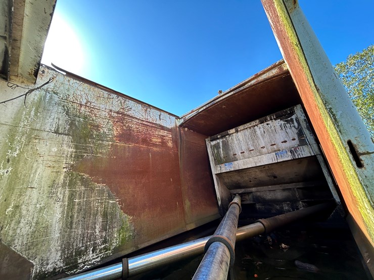 #22560-•-inop-2004-auto-car-t/a-daycab-garbage-truck-5vcdc6ce54h200305-image-17