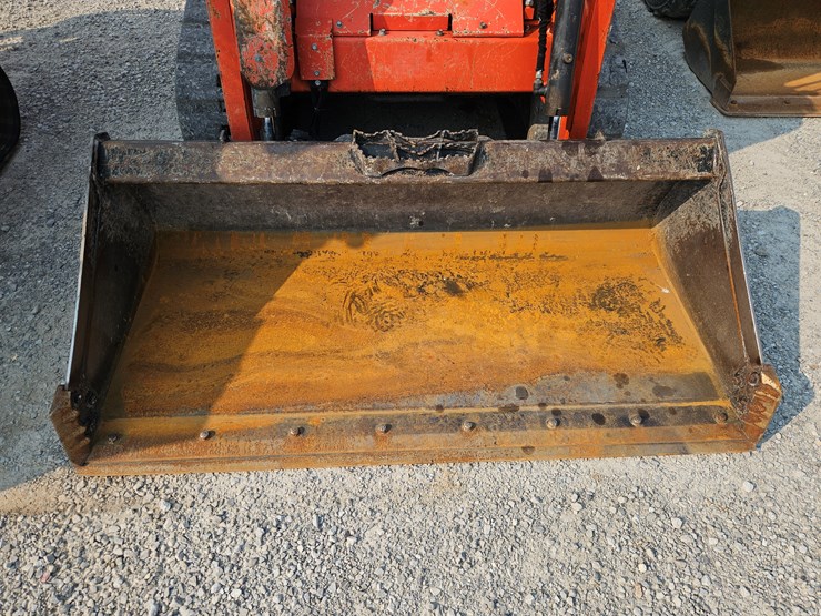 2022-kubota-svl75-2-image-3