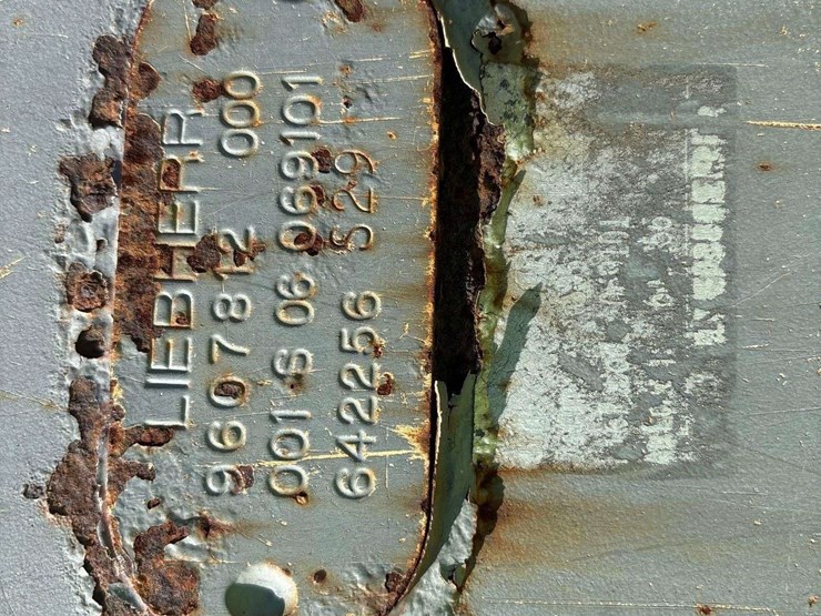 2015-liebherr-l542-image-11