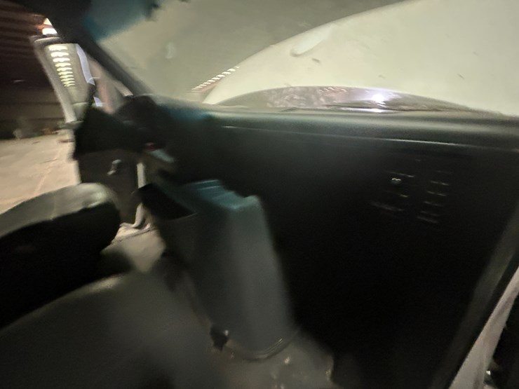 1992-ford-e350-image-34