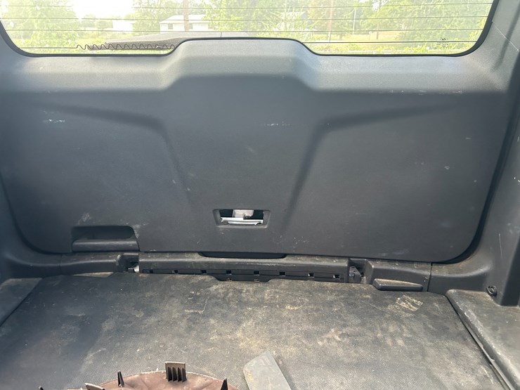 2013-ford-explorer-image-28