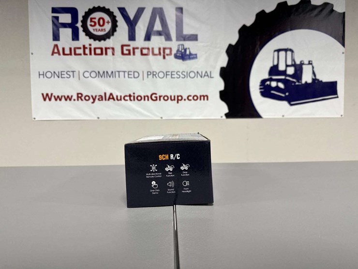 2.4ghz-rc-dump-truck-with-remote-replica-toy-image-9